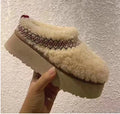 Sonia | Stylish & warm